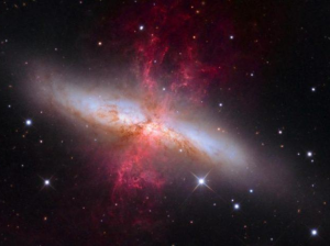 Ученые раскрыли тайны сверхмощных галактических ветров с помощью телескопа «Джеймс Уэбб»  