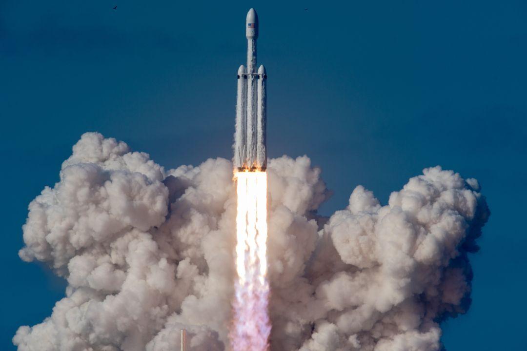SpaceX обвинила утечку жидкого кислорода в падении осколков Falcon 9 на Польшу